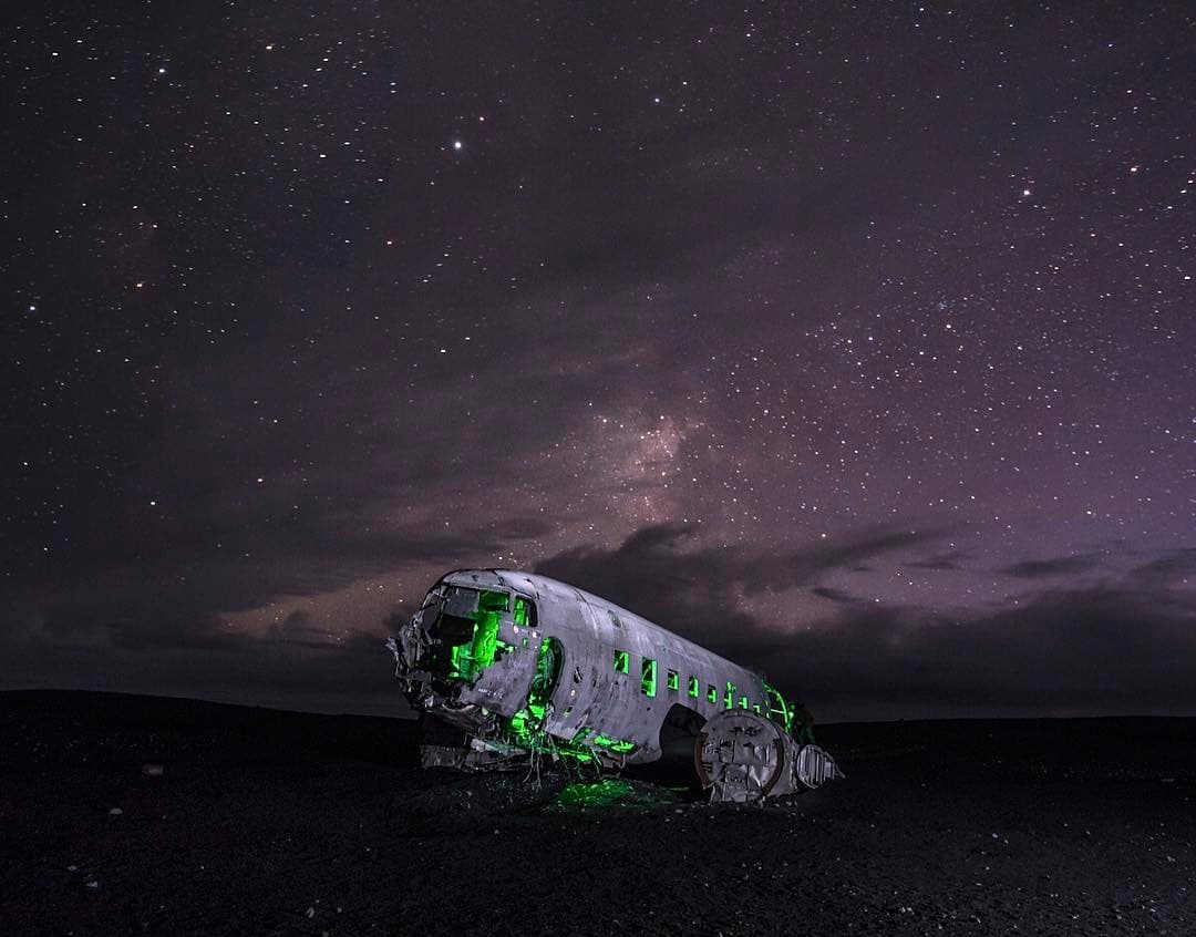 Sólheimasandur plane wreck, night