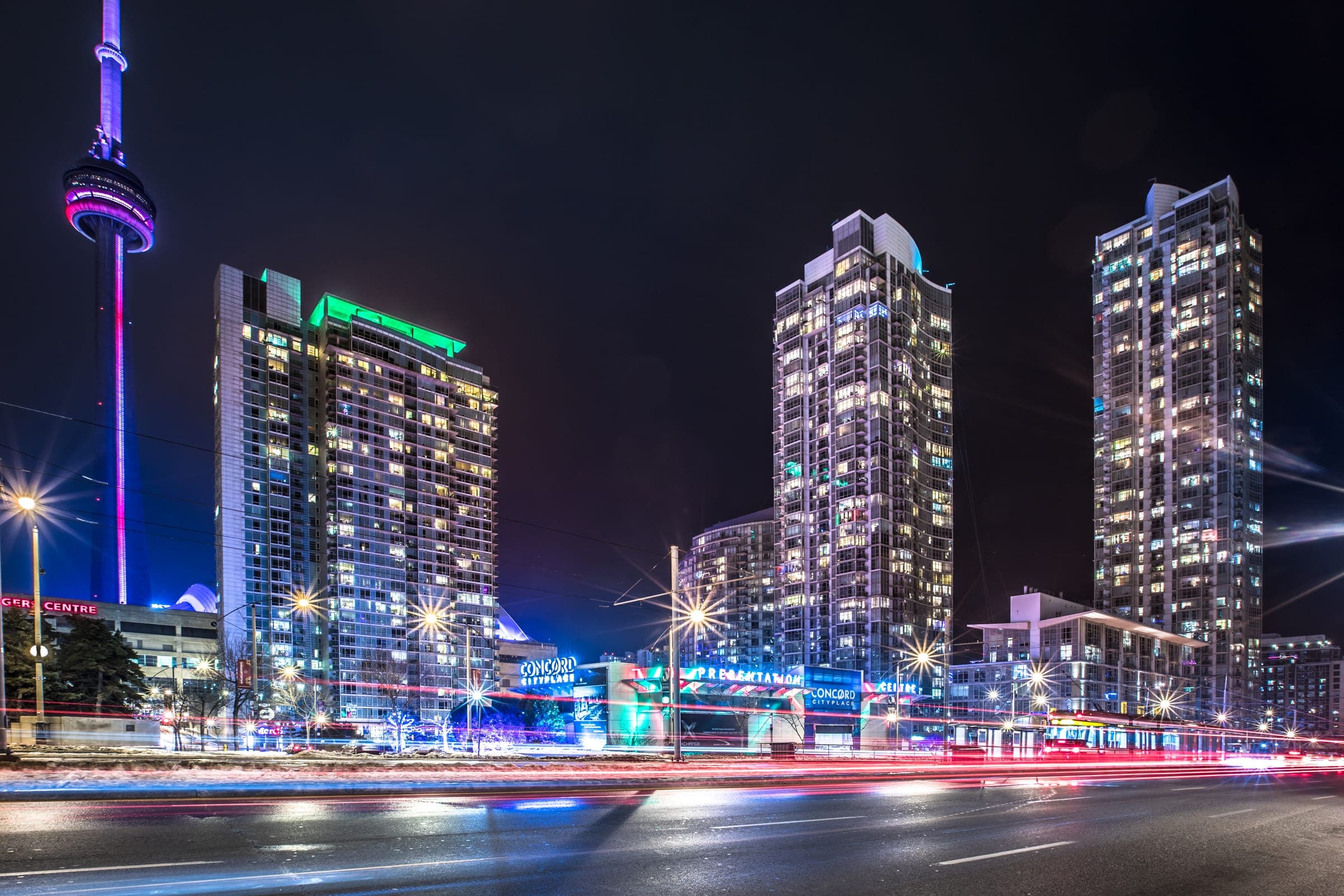 The neighbourhood at night