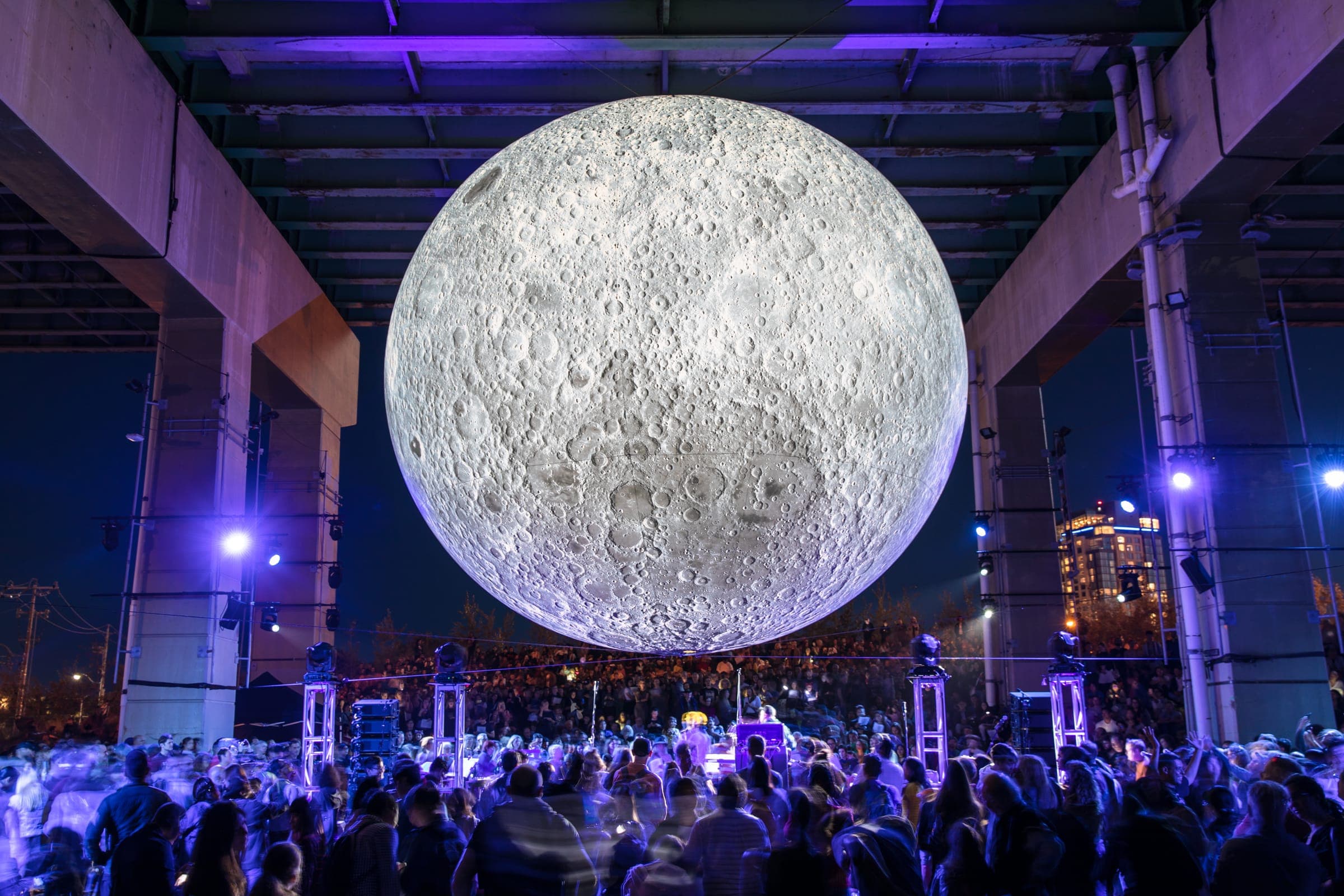 Museum of the Moon, Nuit Blanche